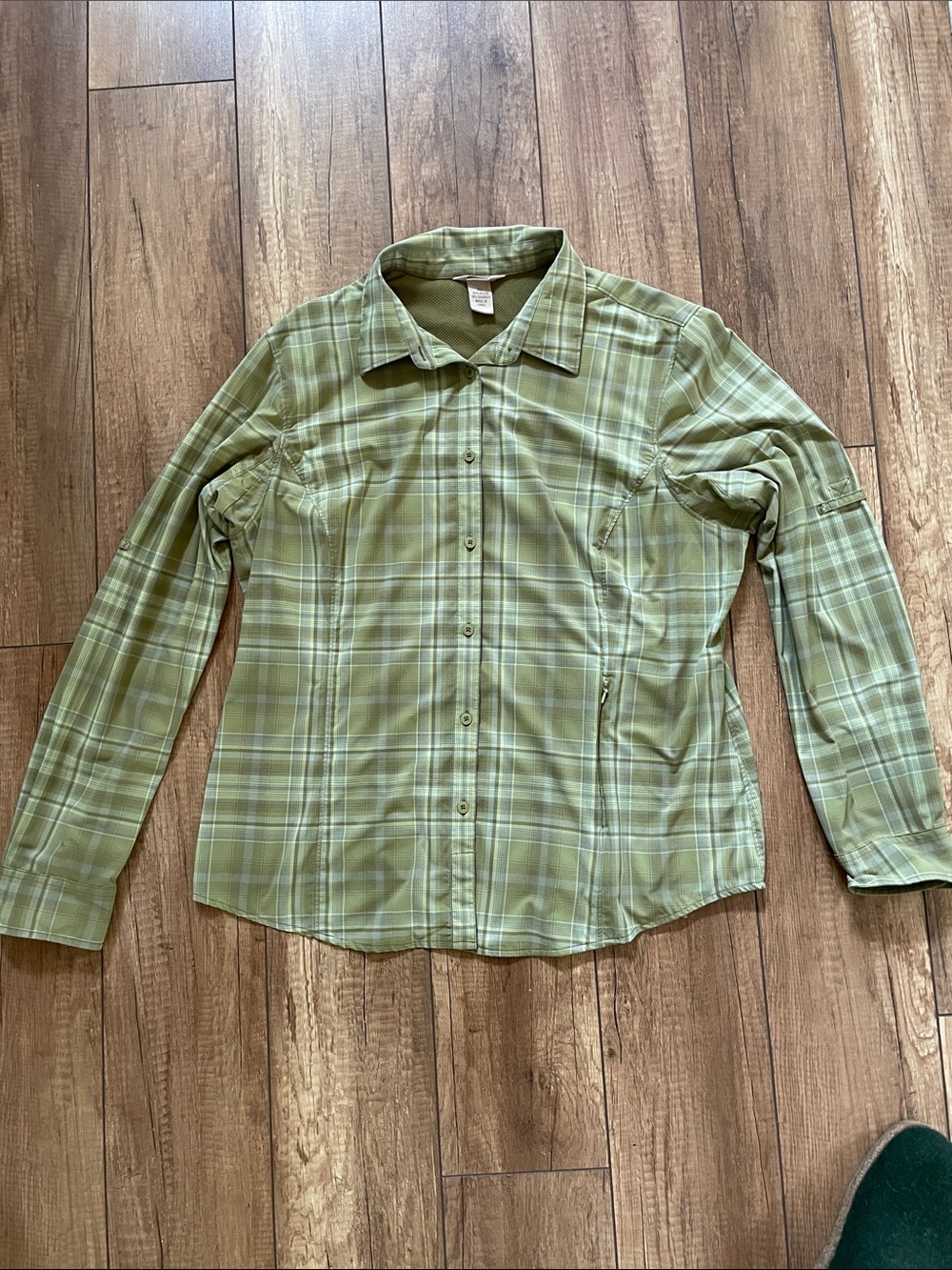 Light Olive Plaid Women’s Duluth Trading Company XL Button Up Shirt